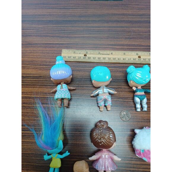 Toy L O L Mini Figurines Girls Boys Baby Random Lot Of 14 - Picture 10 of 10